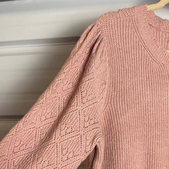 Liz Claiborne Pink Crew Neck Sweater with Ribbed Texture - Picture 3 of 6